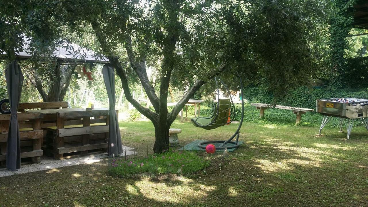 People Bed & Breakfast Castorano Exterior photo